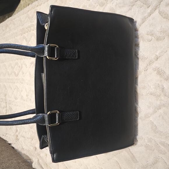 Call It Spring Black Tehachapi Tote Bag - Picture 3 of 9